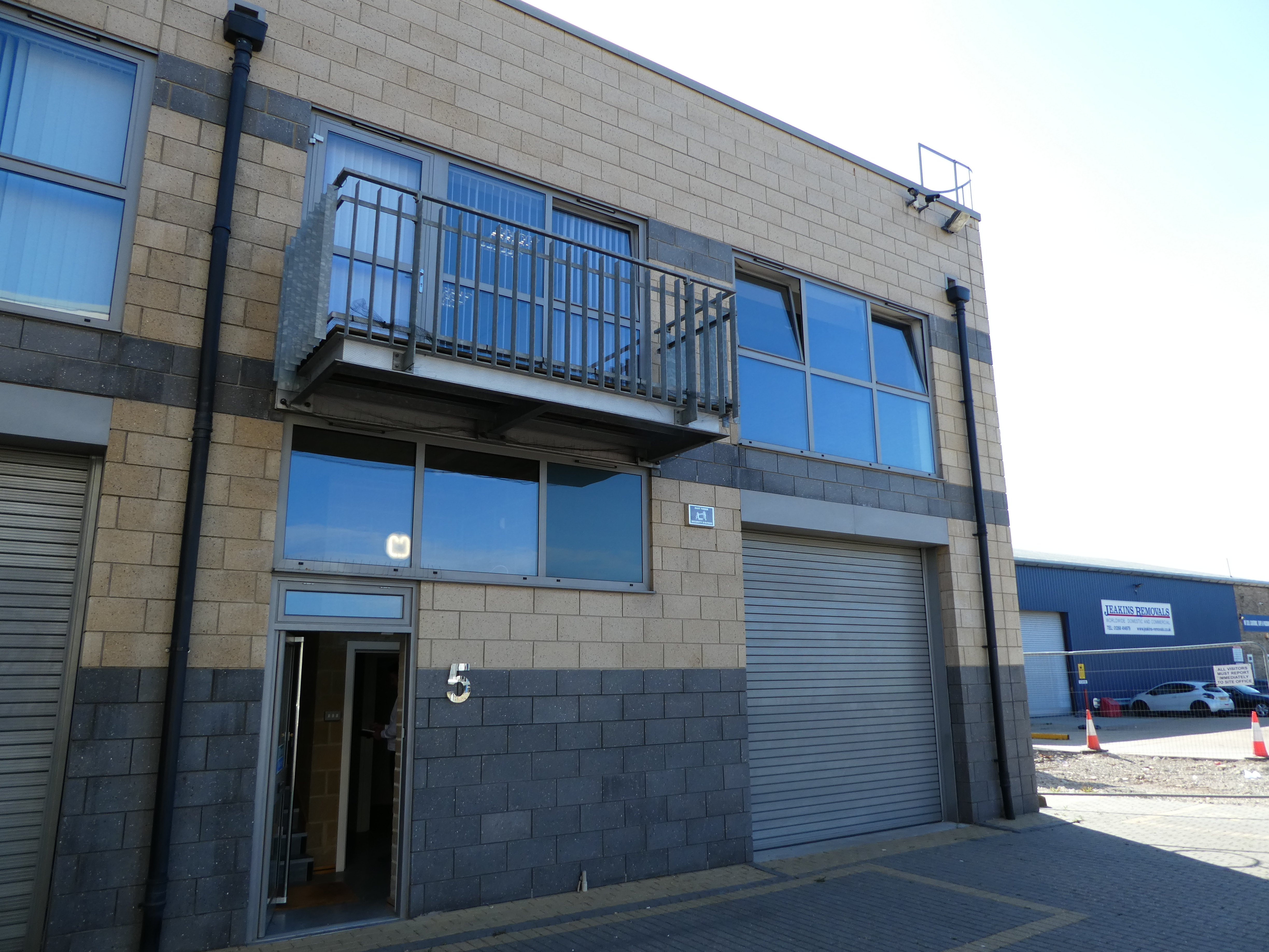 Unit 5, Westpoint, Durham Road, Laindon, Essex - Hybrid Business Unit - Greater London Commercial